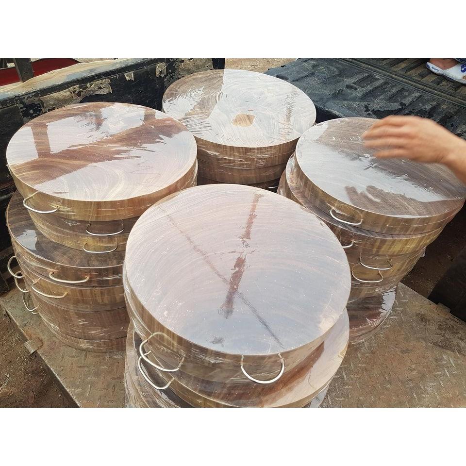 Thớt gỗ nghiến tây bắc đường kính 30cm dày 5cm