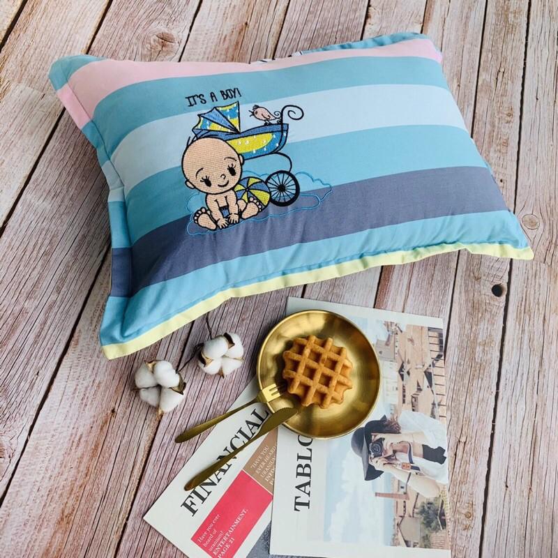 Gối cotton thêu hình ngộ nghĩnh kèm ruột 30x50cm
