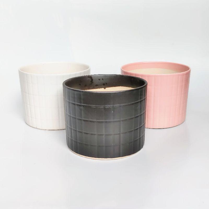 Chậu sứ trồng cây hình trụ, họa tiết gạch caro kèm đĩa hứng nước, men lạnh đẹp