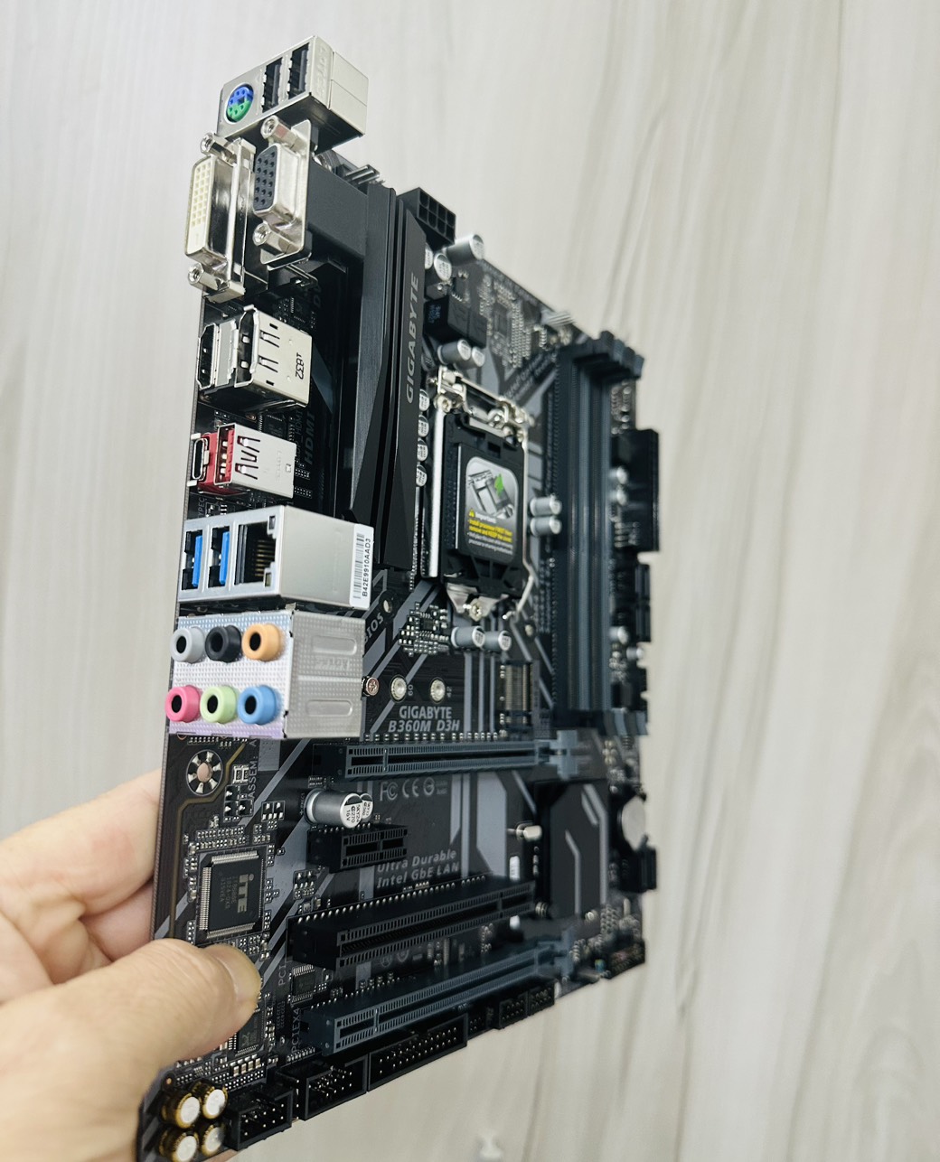 Bo Mạch Chủ (Mainboard) GIGABYTE B360M D3H (HÀNG CHÍNH HÃNG)