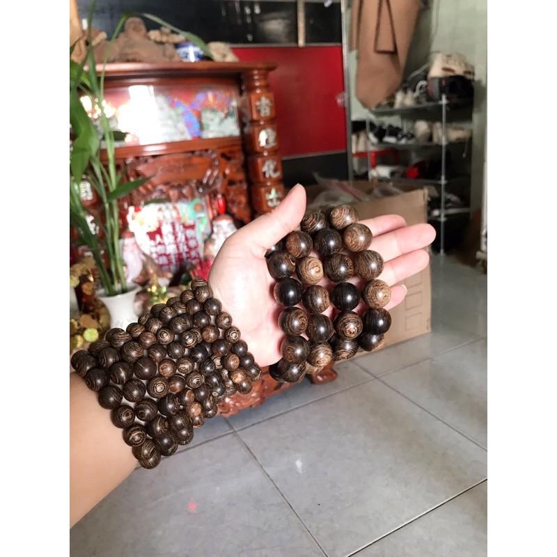 Vòng tay trầm hương sánh chìm nước thơm dịu 10-20li
