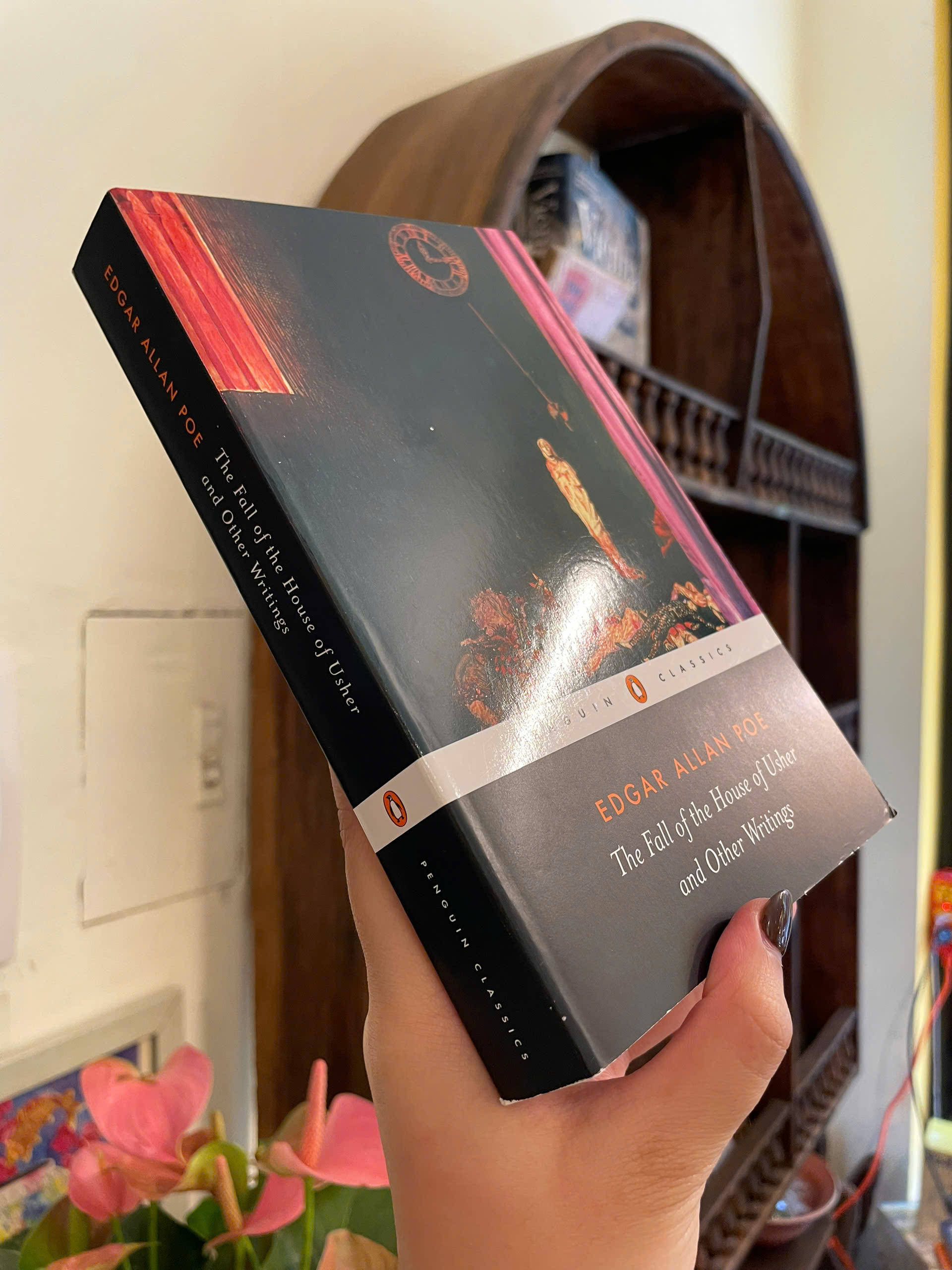 Sách - The Fall of the House of Usher & Other Writings by Edgar Allan Poe | Classic / Horror Stories