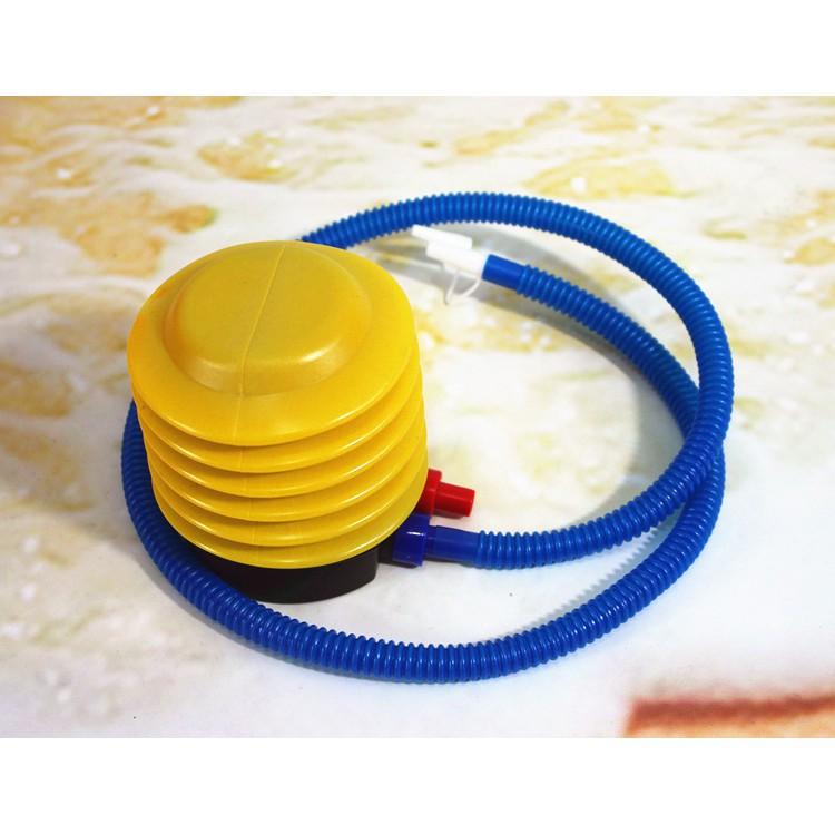 Dụng cụ bơm bóng bằng chân