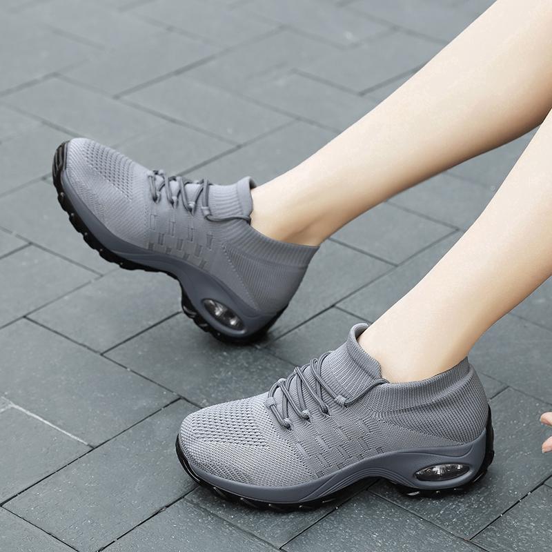 Giày Sneaker Thể Thao Thiết Kế Hợp Thời Trang Cho Nữ