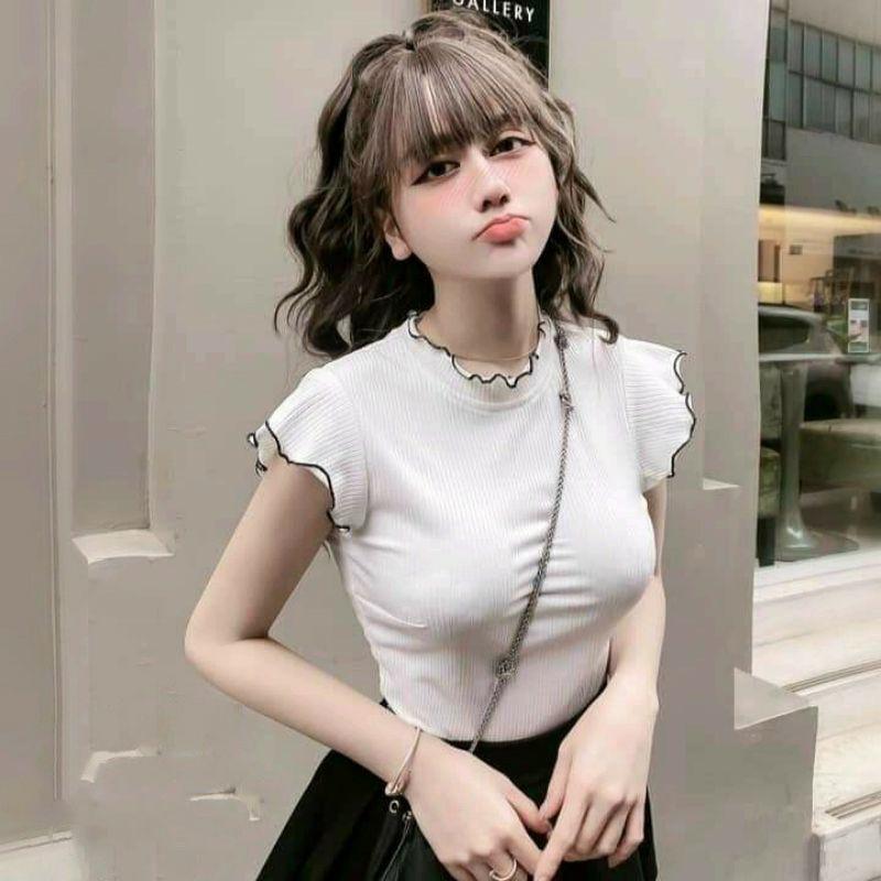 Áo croptop tay ngắn viền thun cổ và tay màu đen màu trắng, shop Tiến Linh chất vải thun gân siêu tốt