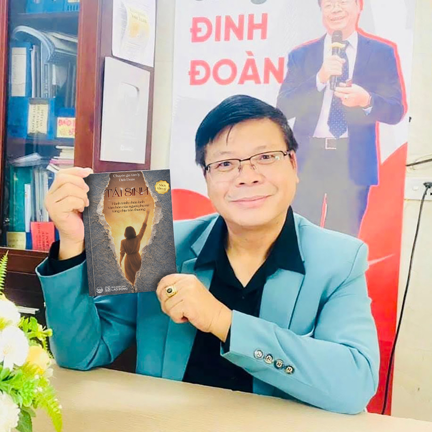Sách Tái Sinh - Chuyên gia tâm lý Đinh Đoàn ( SP chính hãng), tặng kèm audio nghe.