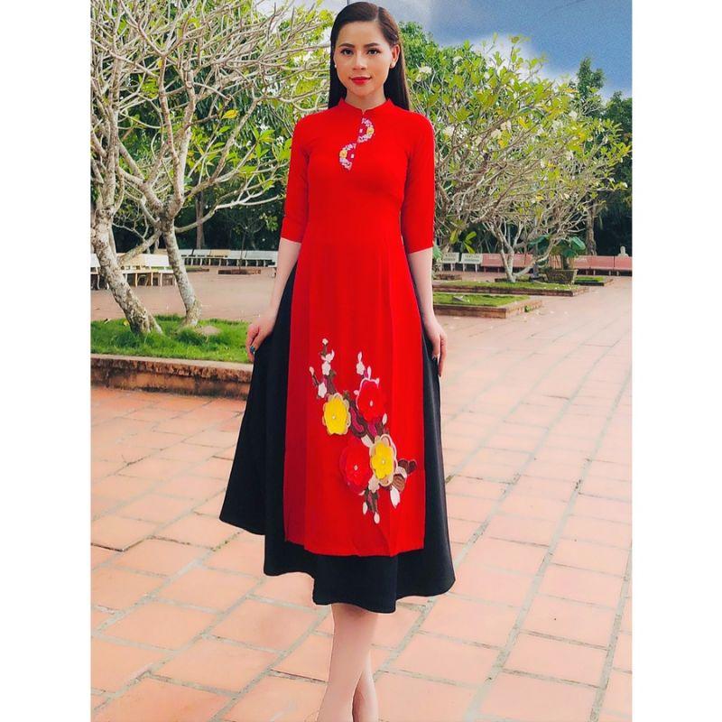 SET ÁO DÀI CÁCH TÂN ĐỎ KẾT HOA VẢI