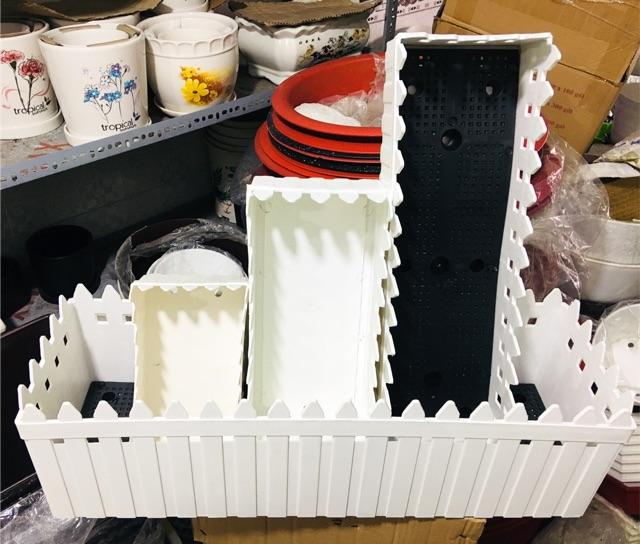 Combo 2 Chậu Ban Công, Sân Thượng Vuông/dài Hàng Rào Đa Năng + Đế Lót giữ nước