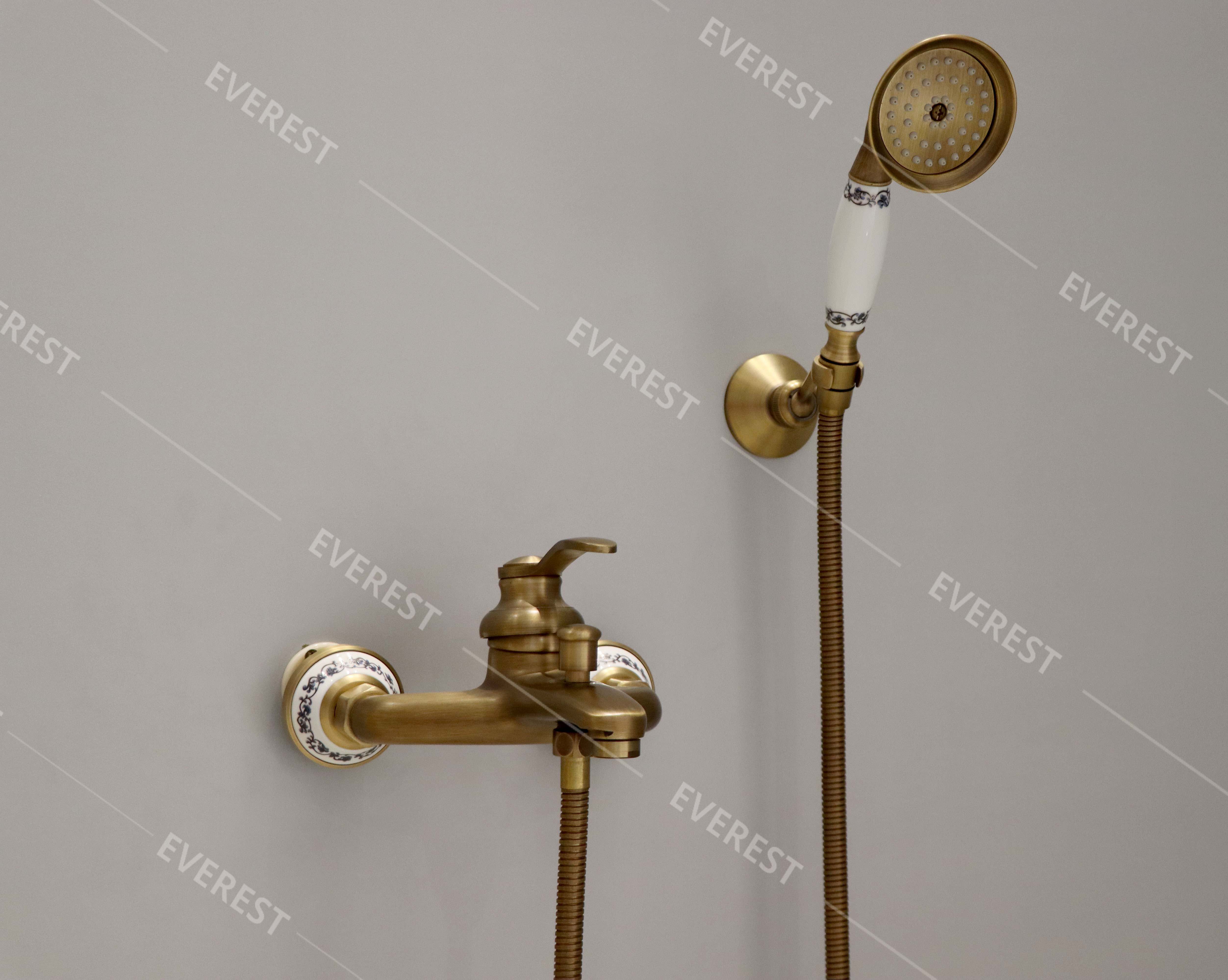 Sen tắm bằng đồng EVEREST EV-1129