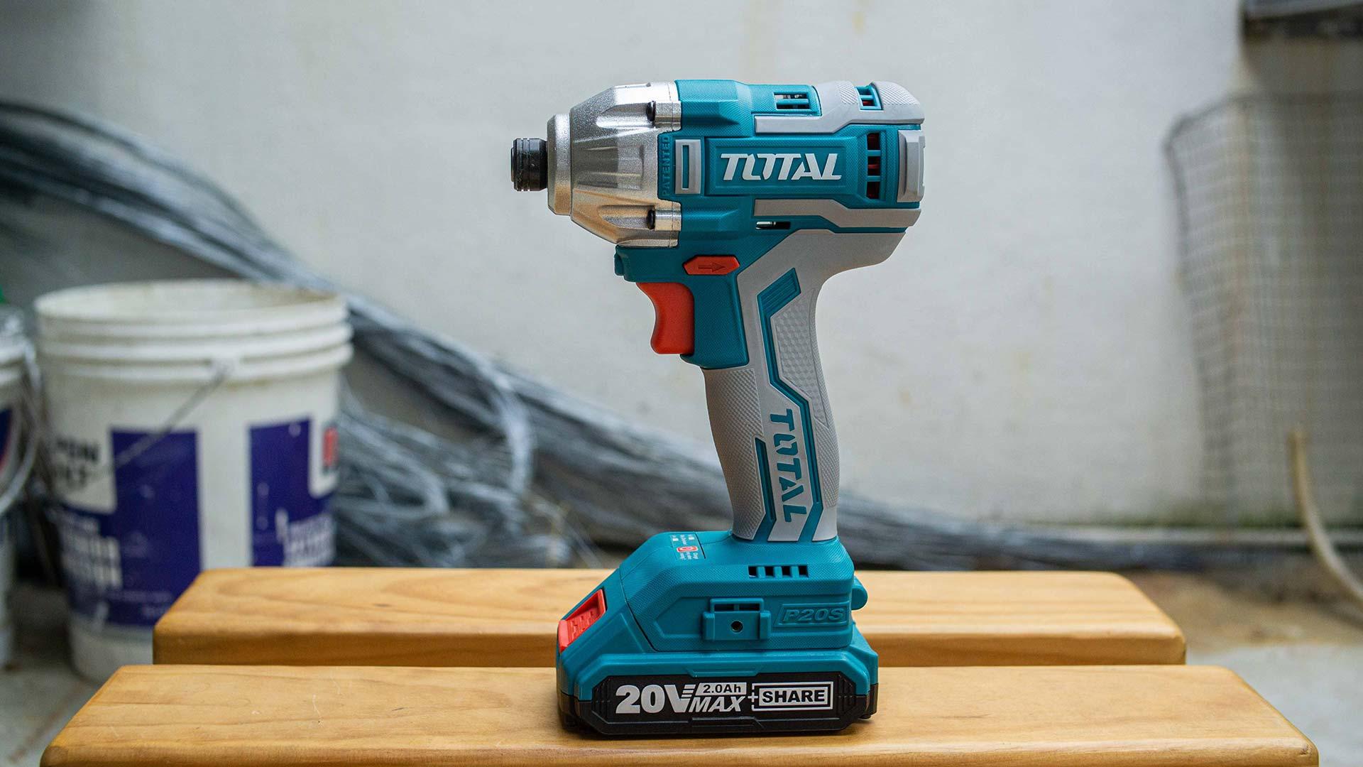 MÁY SIẾT VÍT DÙNG PIN LITHIUM 20V TOTAL TIRLI2002 - HÀNG CHÍNH HÃNG