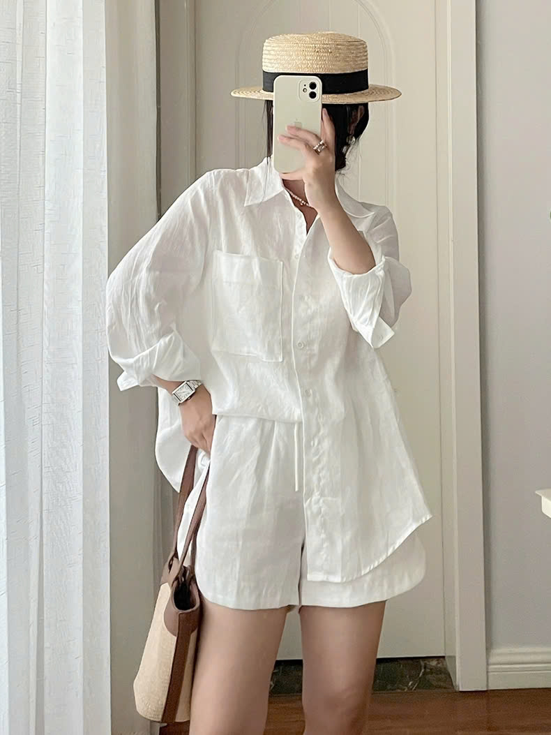 Bộ 2 món: 1 áo sơ mi dài tay và 1 quần short dành cho nữ, trẻ trung, năng động, hot trend