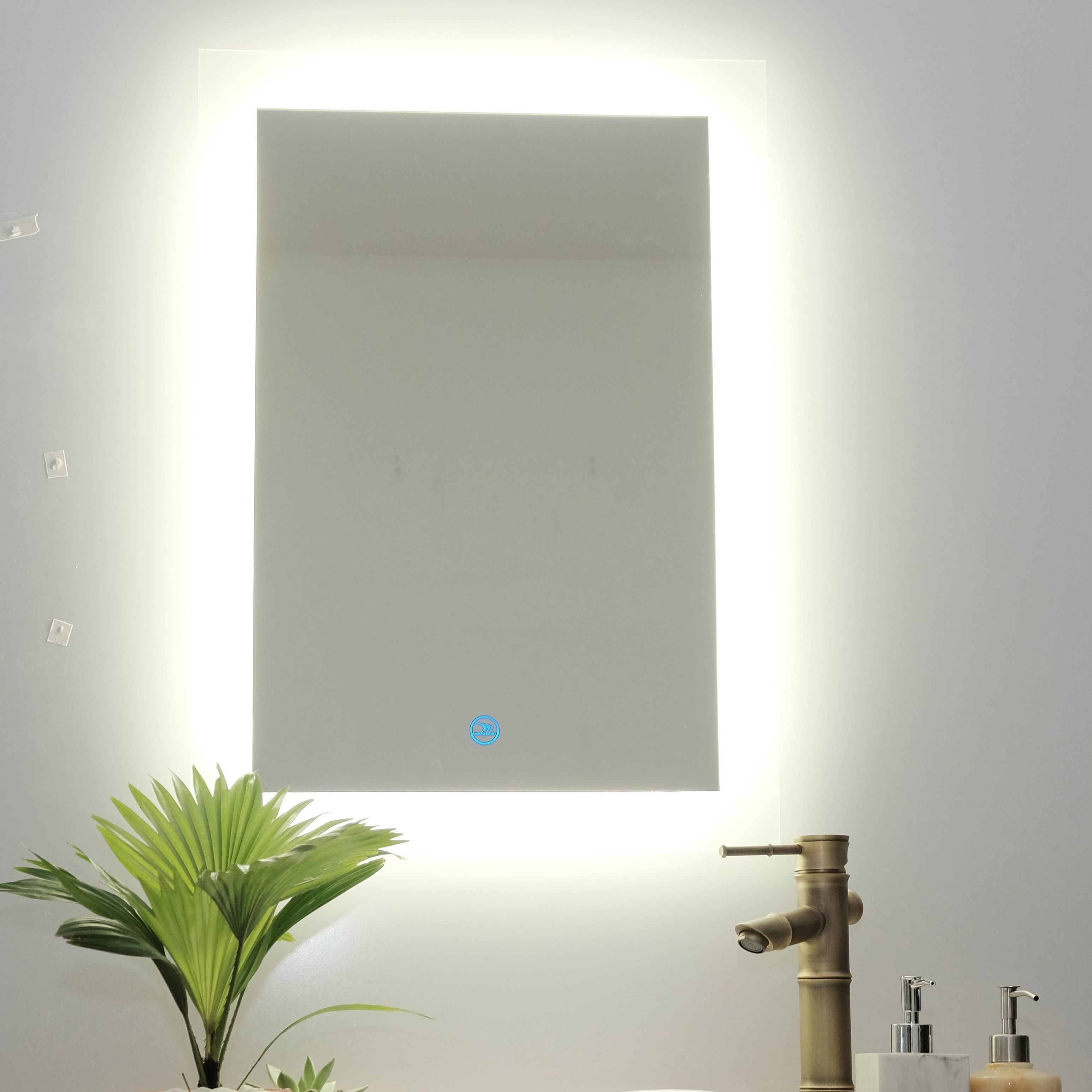 Gương đèn cảm ứng cao cấp Hoàng Thiện GD 7380-8