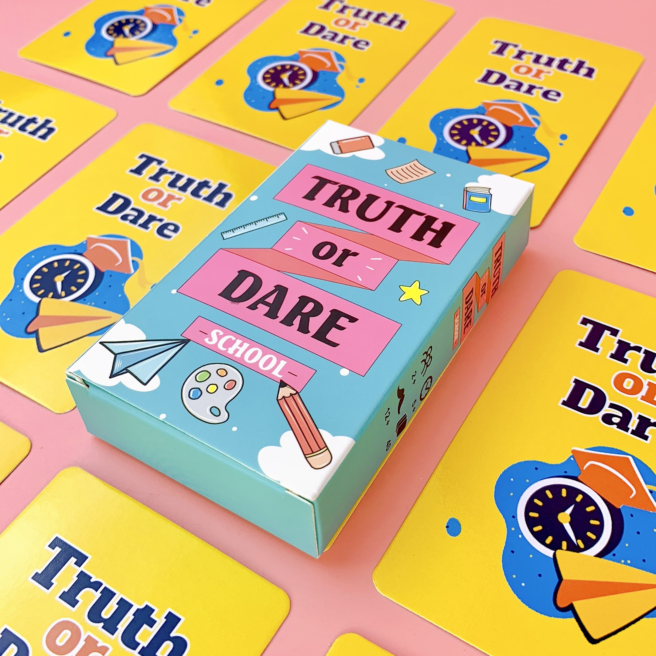 Bộ bài Truth or Dare Thách Hay Thật Học Đường Cho Nhóm Bạn Tưng Bừng Trong Bữa Tiệc