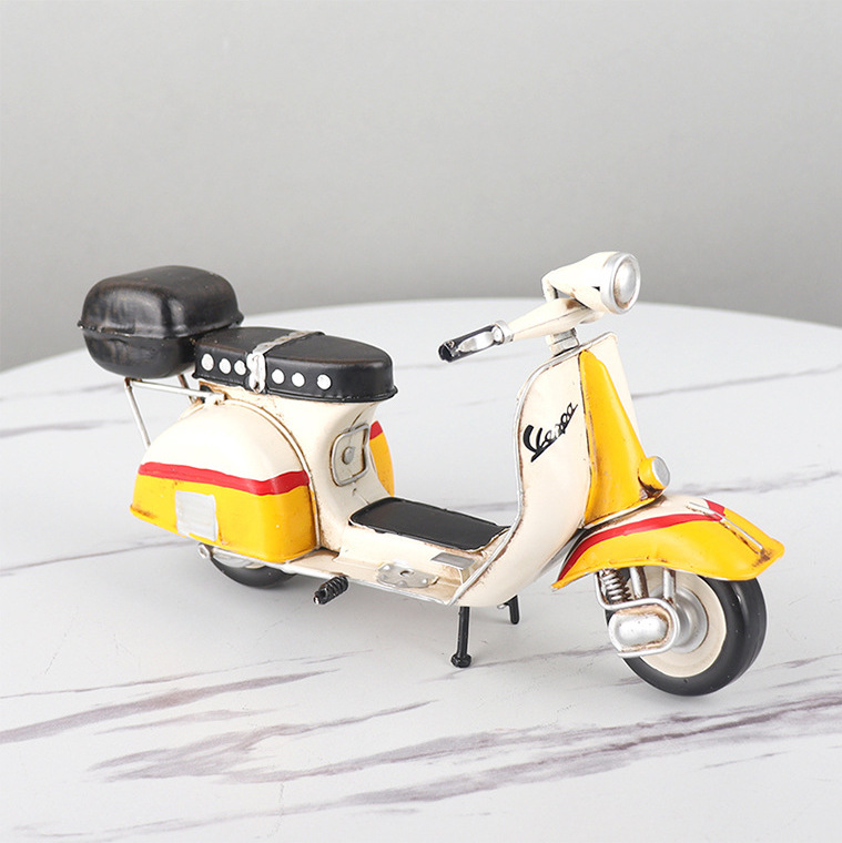 Mô Hình Xe Vespa Vintage - Mô Hình Thủ Công - Quà Tặng - Décor Home - Décor Quán Cafe