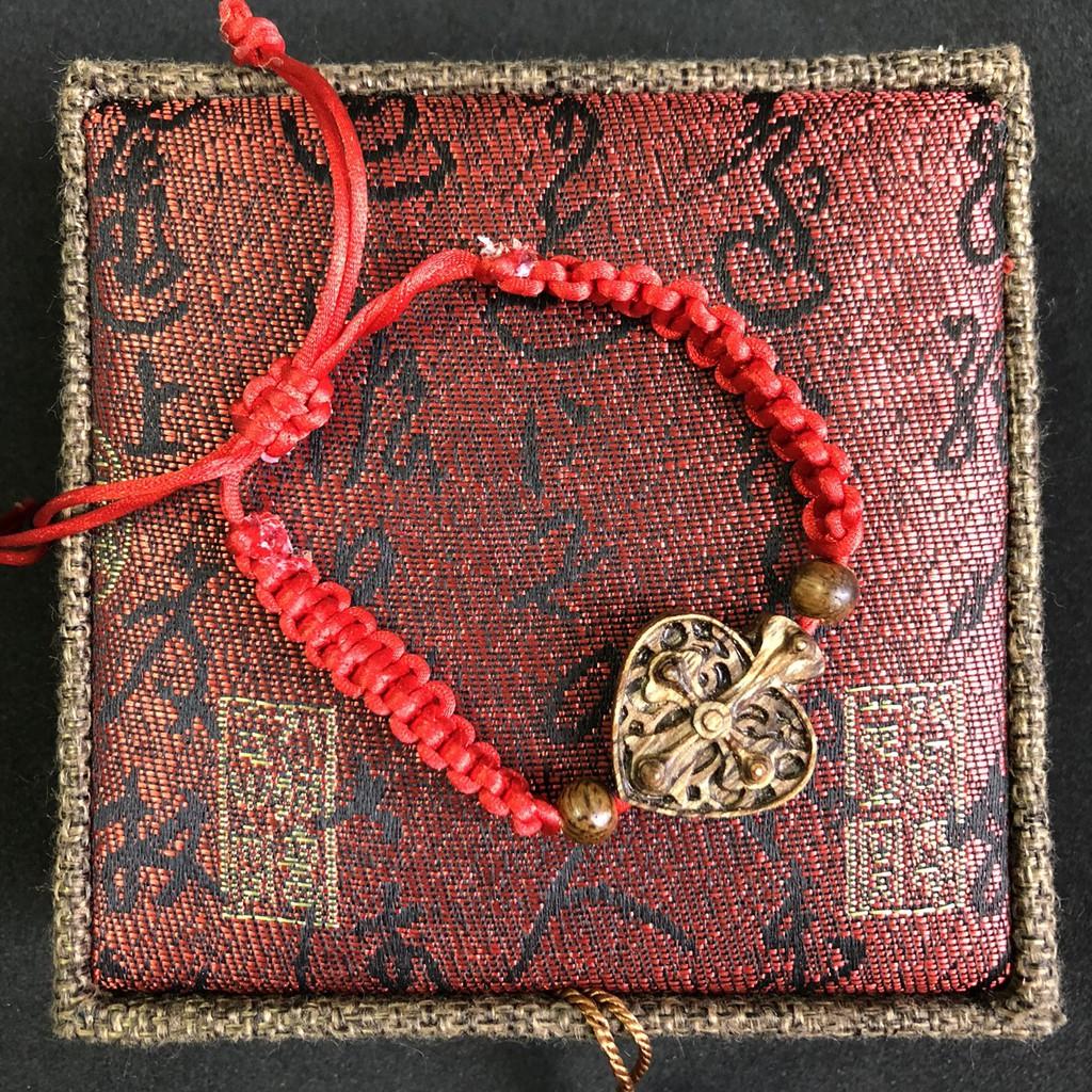 VÒNG TAY CHỈ ĐỎ MIX CHARM TRẦM HƯƠNG - TÙY CHỌN CHARM - LINH MỘC HƯƠNG
