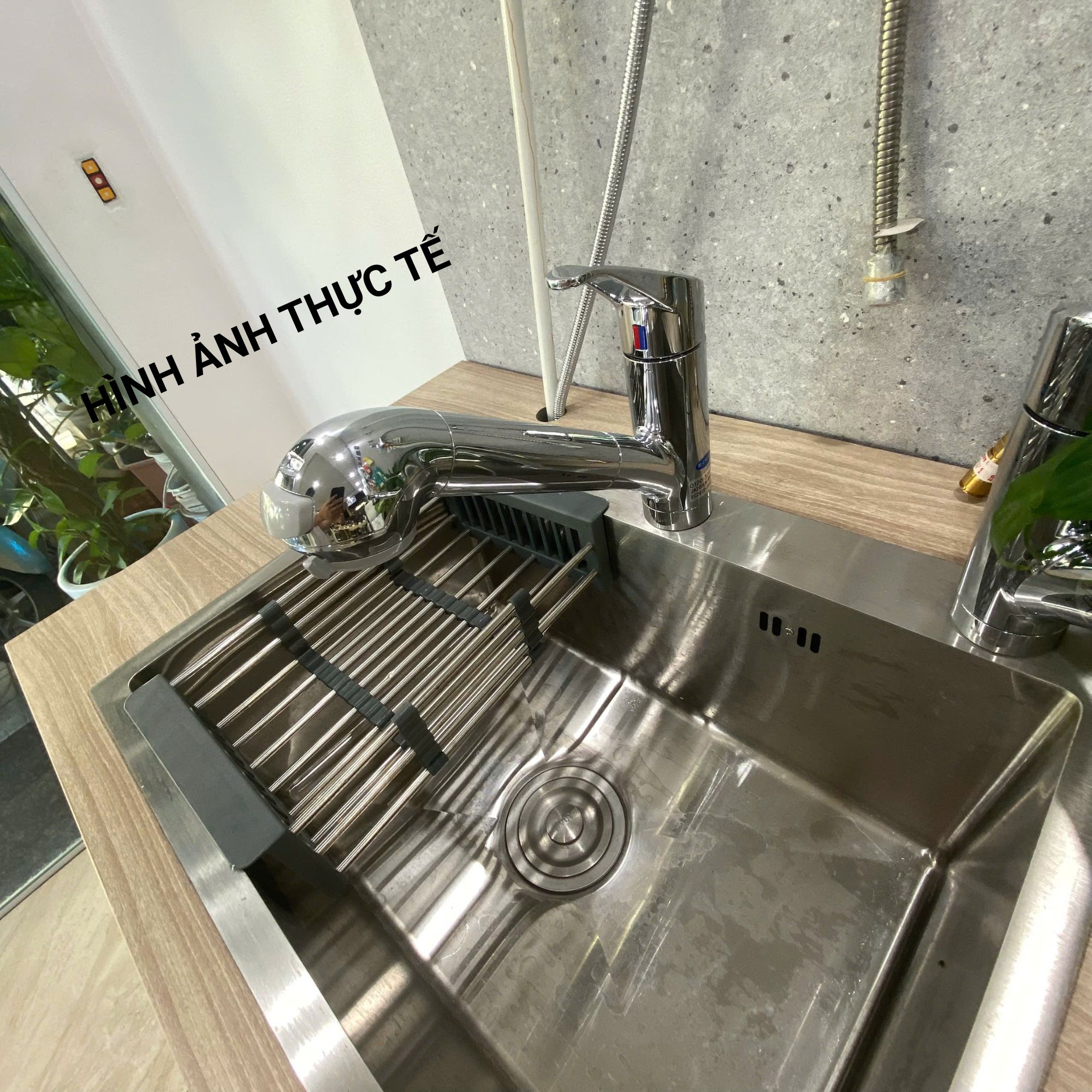 Vòi rửa chén bát Takagi JA200LN-NNDK02 – Bộ vòi rửa nóng lạnh cao cấp Nhật Bản