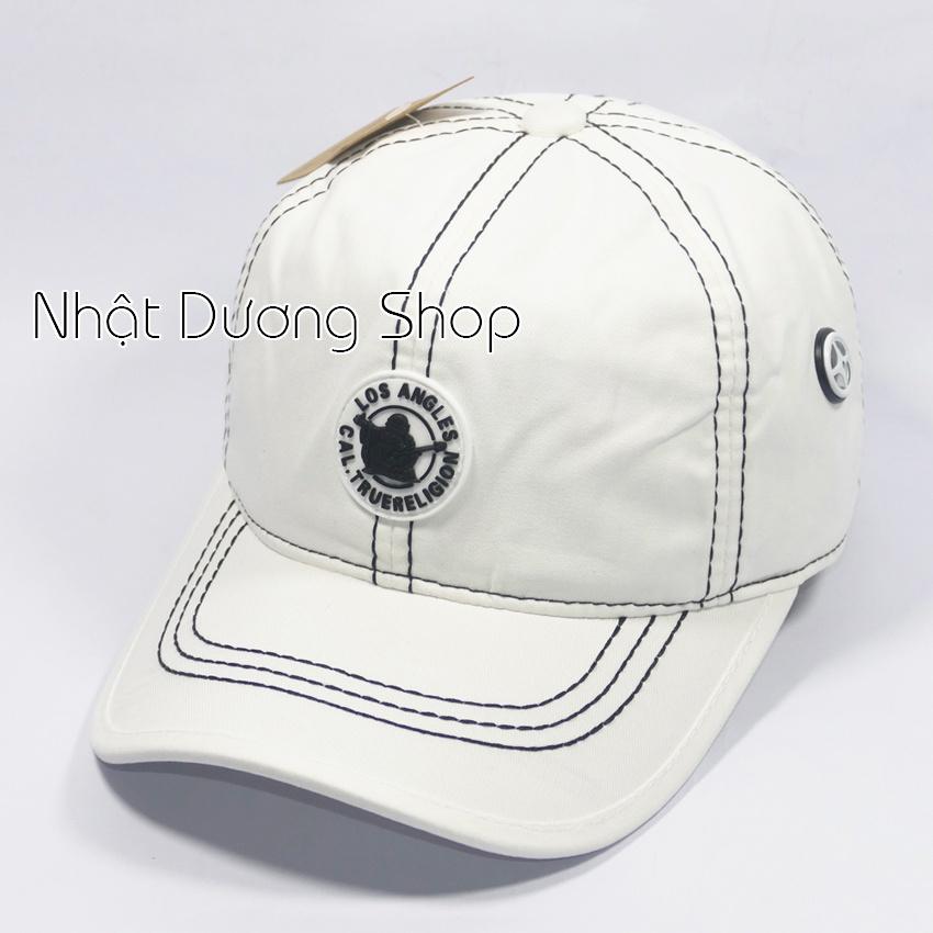 Mũ lưỡi trai ,Nón kết thêu mặt da Địa. Bàn đẹp sang trọng phù hợp cho cả nam và nữ yêu thích nón xịn.