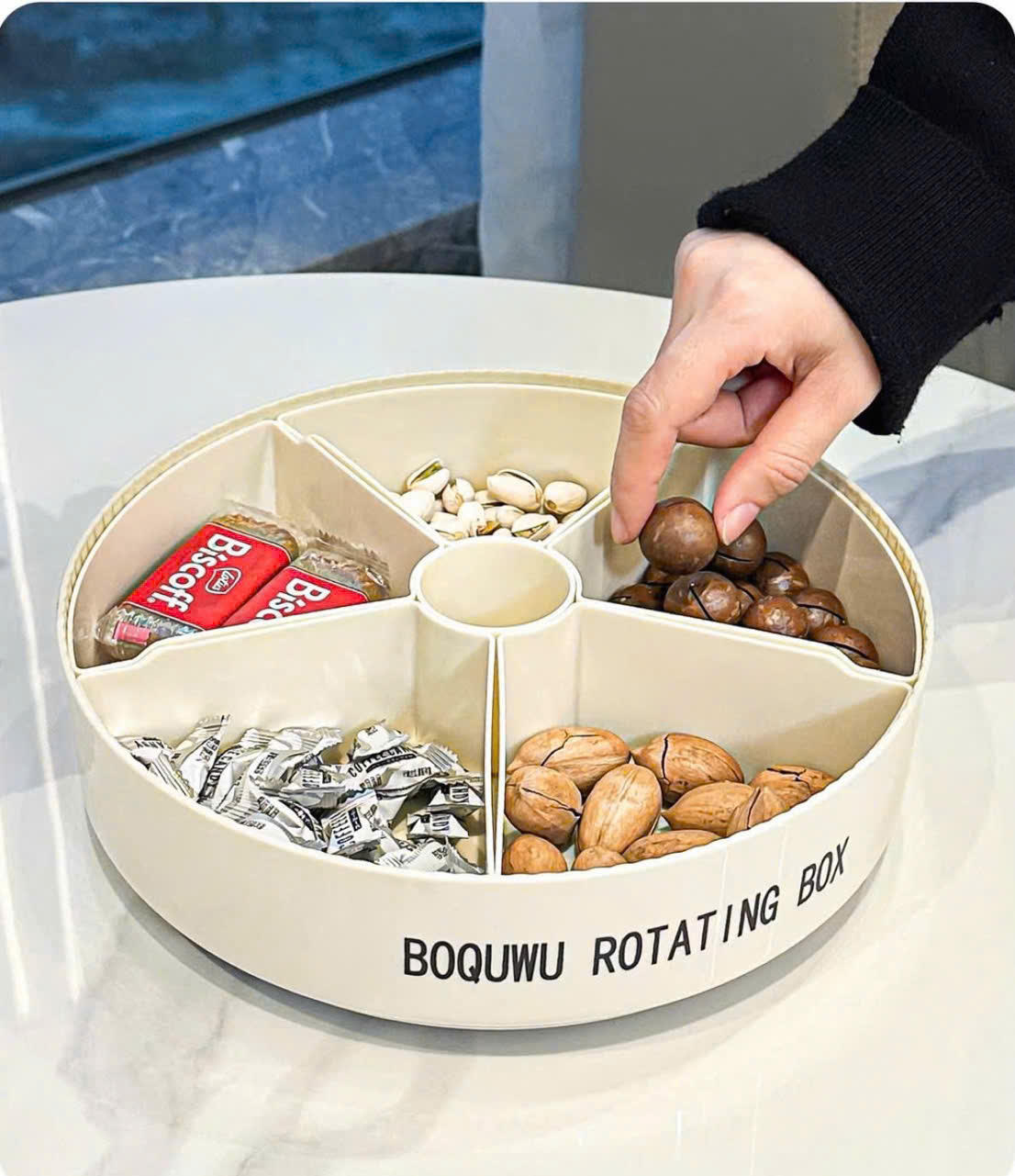 Khay Đựng Bánh Kẹo Mứt Tết 6 Ngăn Xoay 360° Nắp Trong Suốt – Hộp Đựng Kẹo Quay Tròn Decor Gấu Cao Cấp - HÀNG CHÍNH HÃNG MINIIN