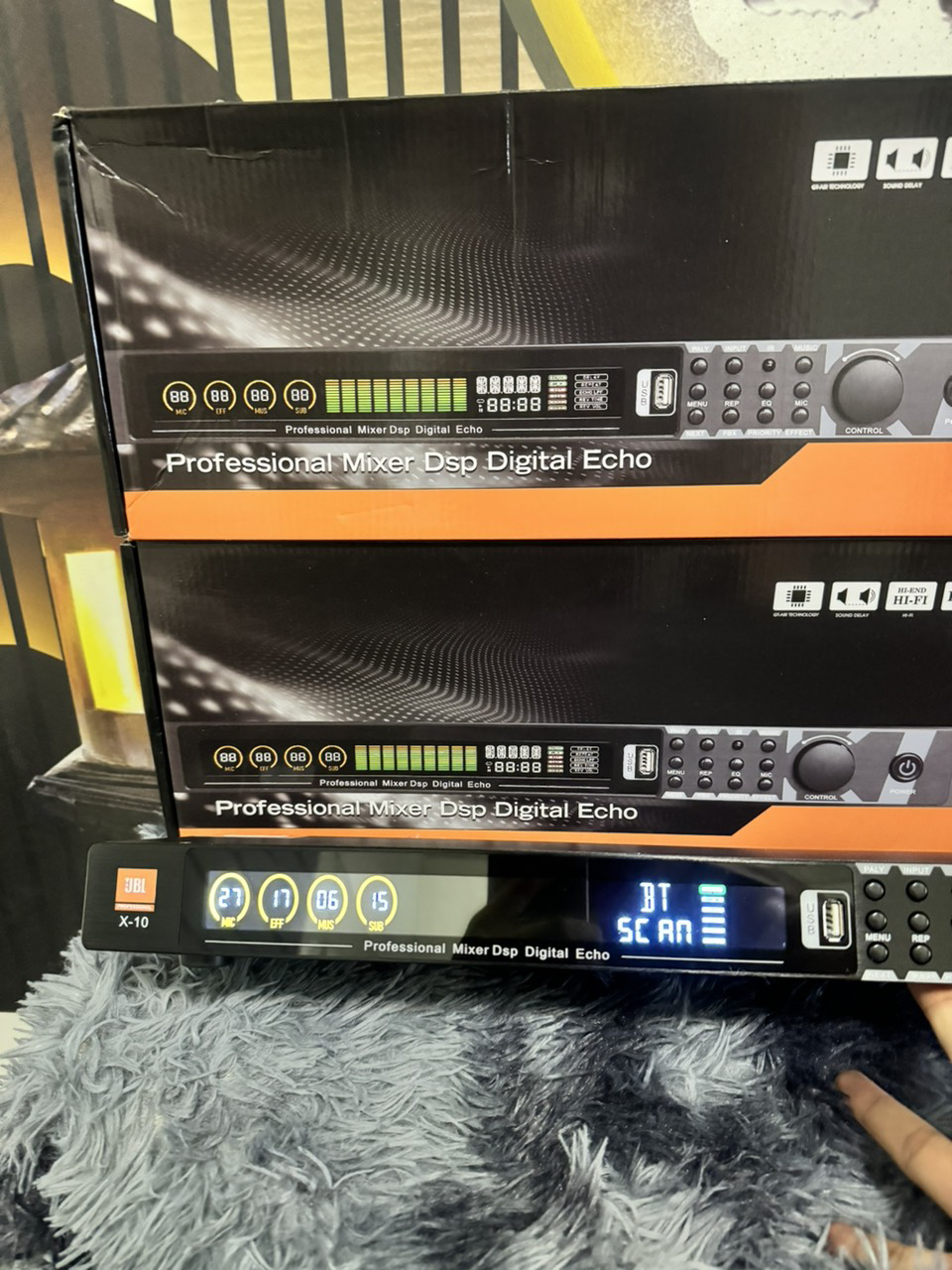 Vang Cơ Lai Số JBI (X-10)- Phiên bản Mới - CHIP DSP Effect (Echo -+ Rever mền mại) - Chống Hú FBX 4 cấp độ - Hàng Nhập Khẩu