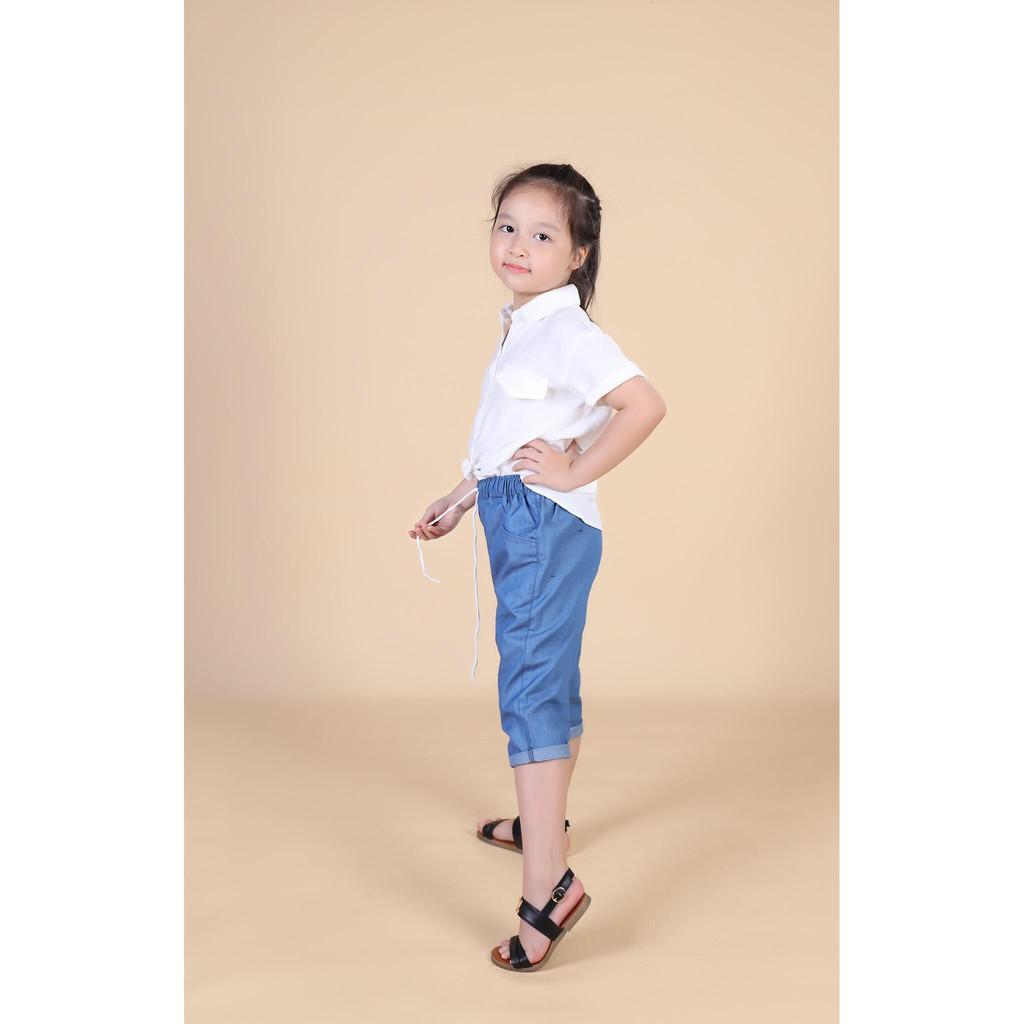 Quần bò giấy dáng lửng bé gái size 5-9T ( cho bạn khoảng từ 17kg - 27kg). Chất mềm, đẹp