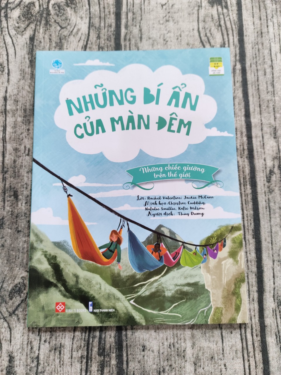 Những Bí Ẩn Của Màn Đêm