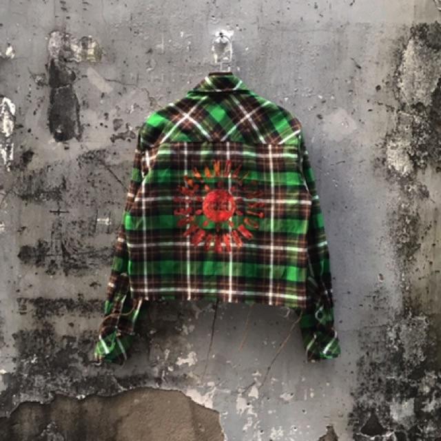 Áo “TVD PINE BLING BLING FLANNEL | CROPPED”