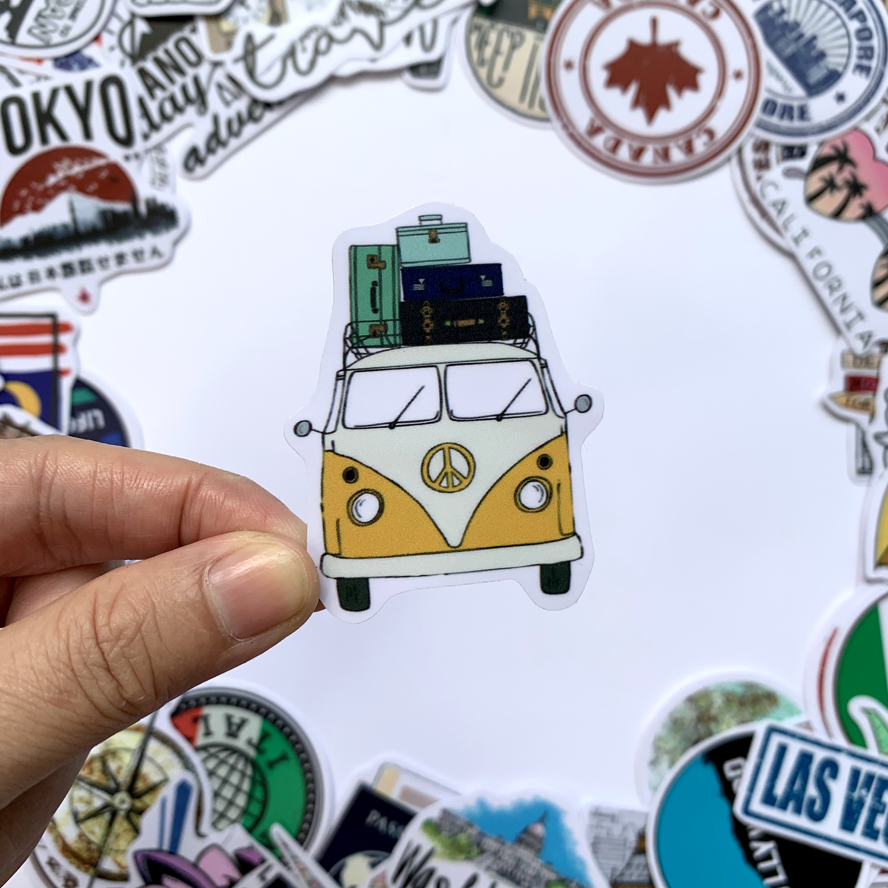 Sticker TRAVEL - DU LỊCH - Dán Trang Trí - Chất Liệu PVC Cán Màng Chất Lượng Cao Chống Nước, Chống Nắng, Không Bong Tróc Phai Màu