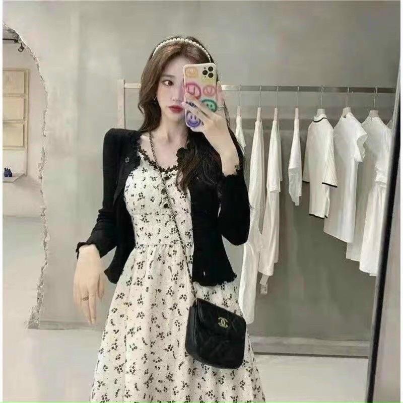 Set đầm hoa trắng hai dây ren kèm khoác croptop đen