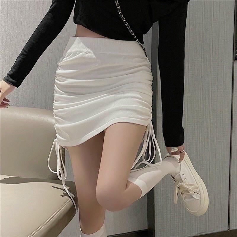 Chân váy rút dây 2 bên có lót quần bên trong