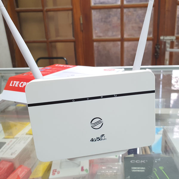 Bộ Phát Wifi 3G 4G CPE RS860 – 150Mbps – Kết nối 32 user -Hỗ Trợ 1 Cổng LAN/WAN