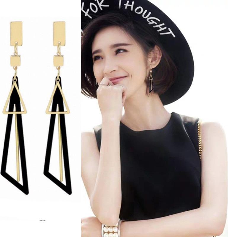 Bông tai nữ hình khối tam giác kép trẻ trung năng động
