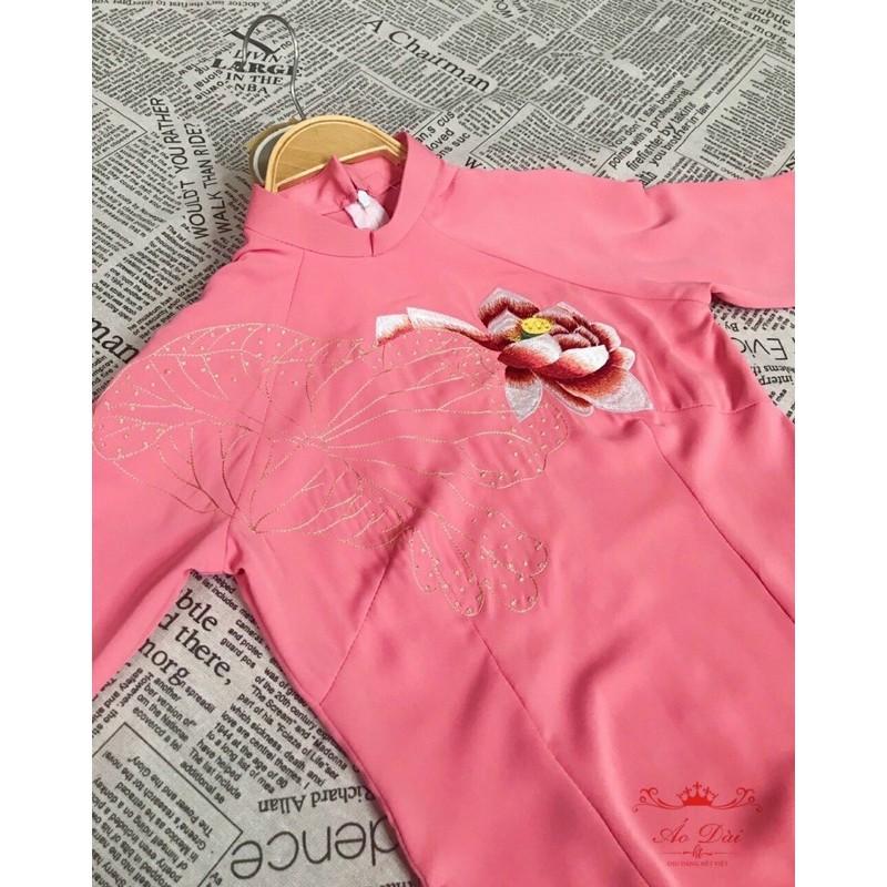 Áo dài sen truyền thống