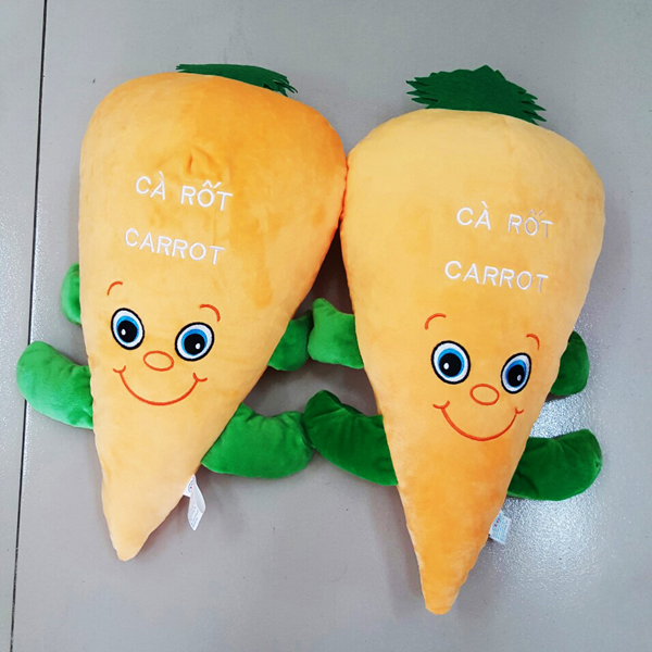 Gối Ôm Củ Cà Rốt (45 Cm) G09 (Cam Phối Xanh Lá)