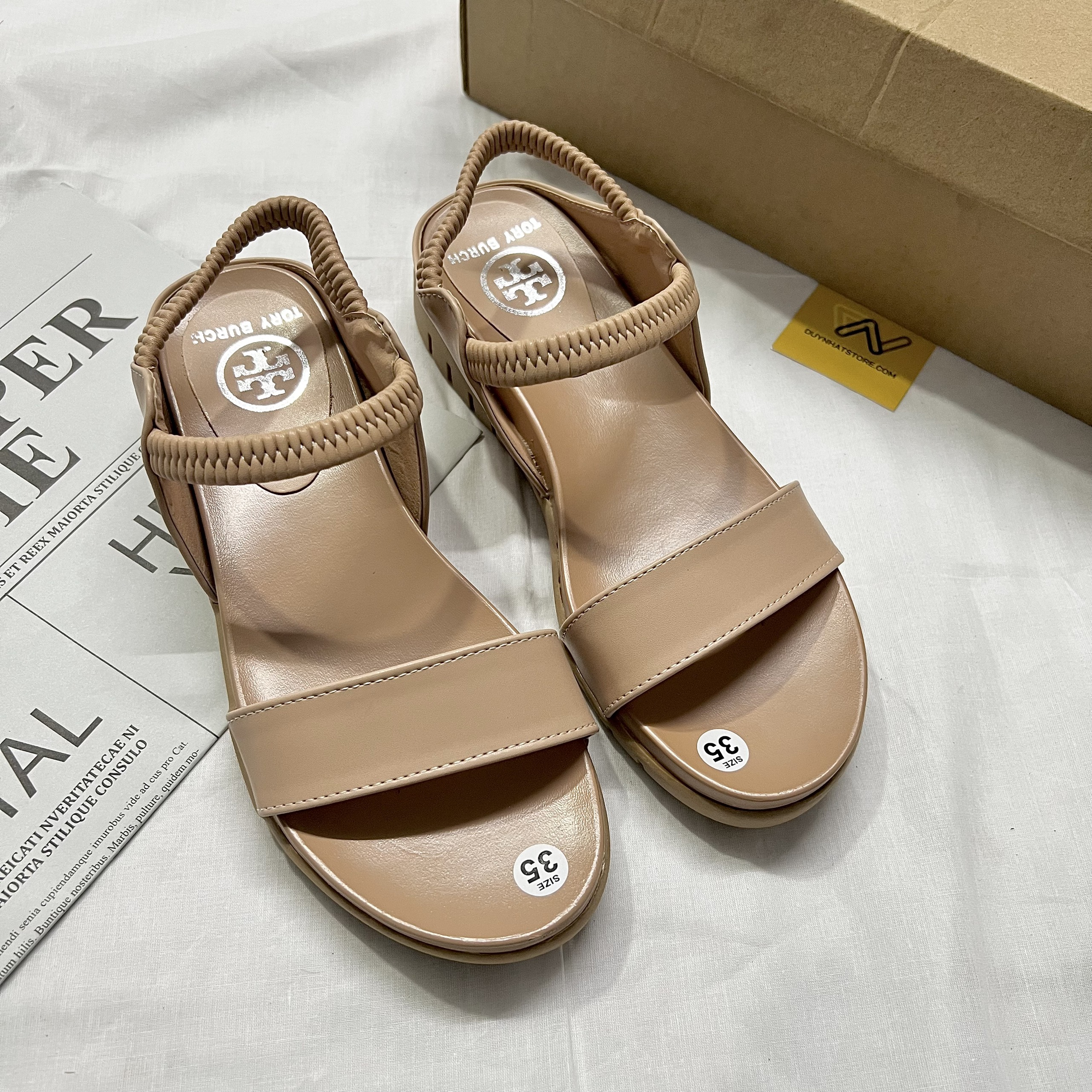 Giày Sandal Nữ 1 Quai Ngang Trơn Đế Xuồng Bằng 3cm Kem Đen Duy Nhật Store Học Sinh Đi Học Uzzang Chiến Binh Thun Bánh Mì