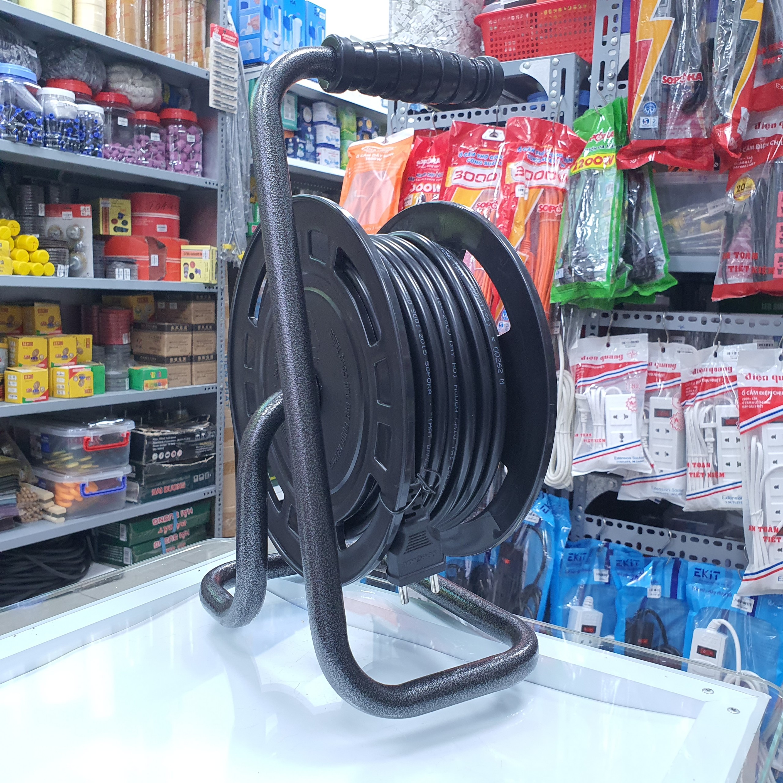 Ổ cắm điện Rulo quay công trường siêu chịu tải không dây RU3500W và có dây RU1916A Sopoka