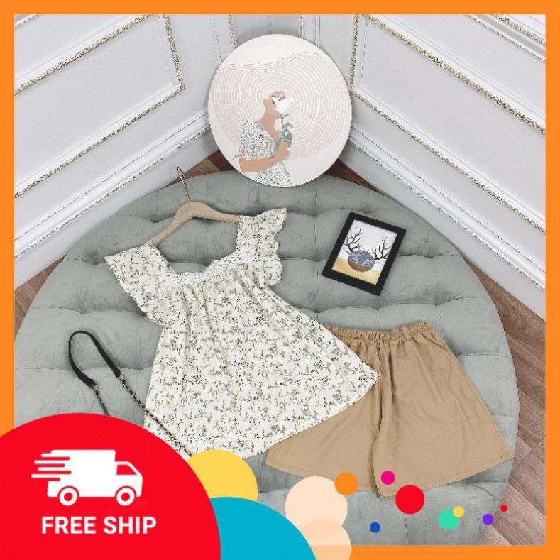 SET ÁO ĐŨI HOA NHÍ VÀNG PHỐI REN CÁNH TIÊN MIX QUẦN ĐŨI ĐÙI KEM