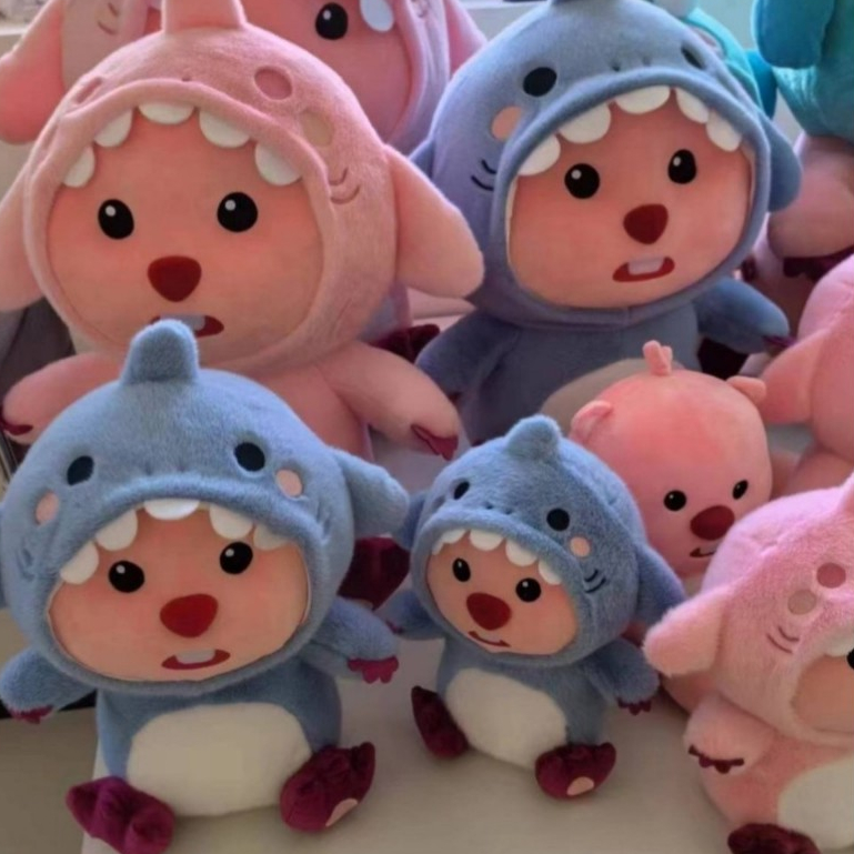 Thú nhồi bông loopy nón cá mập đáng yêu - Size từ 30cm đến 80cm - Quà tặng gấu bông hải ly cosplay cá mập êm mịn