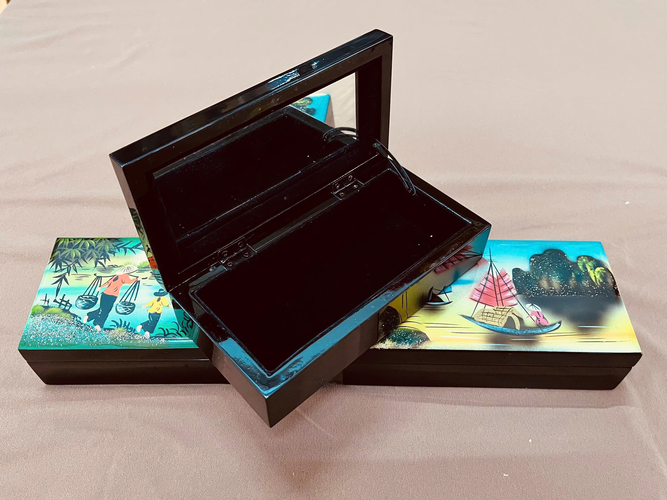 Hàng loại 1- Hộp Trang Sức Sơn Mài Cao Cấp size 9 x18 cm lót nhung sang trọng