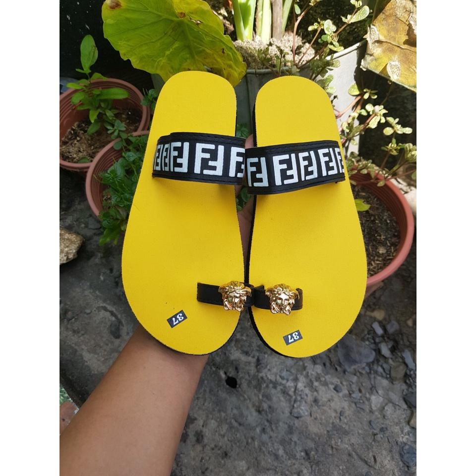 sandal đồng nai dép cặp nam và nữ ( đế vàng quai đen ) size từ 35 nữ đến 43 nam