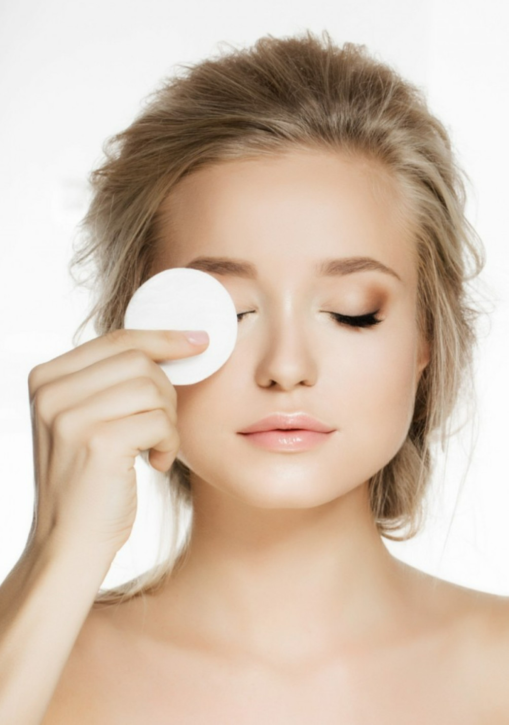 Nước Tẩy Trang Dưỡng Trắng Da Shci Hatomugi Cleasing