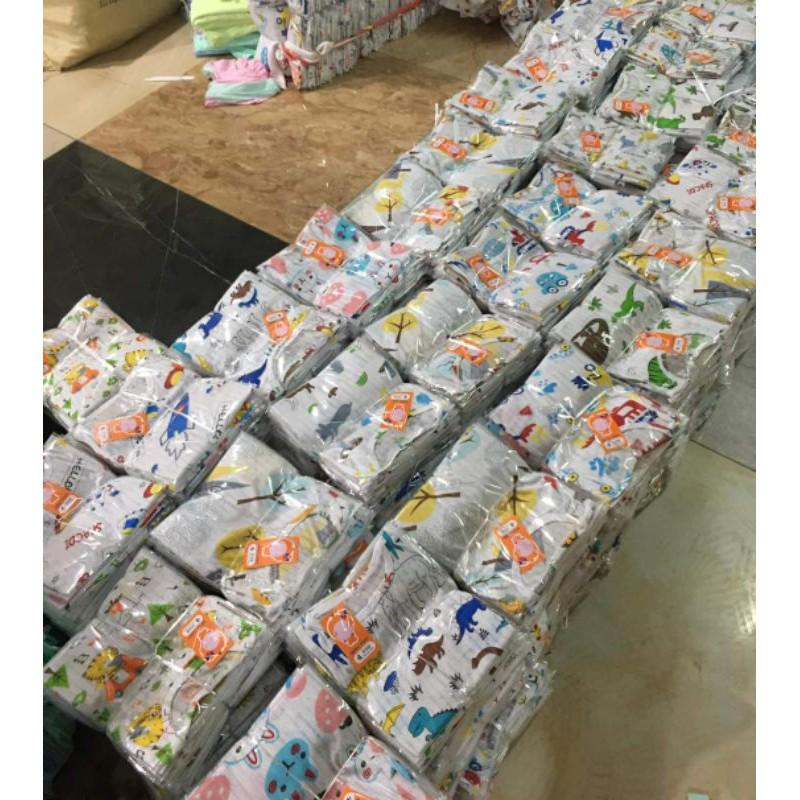 Bộ cotton giấy cộc tay cài vai cho bé trai, bé gái
