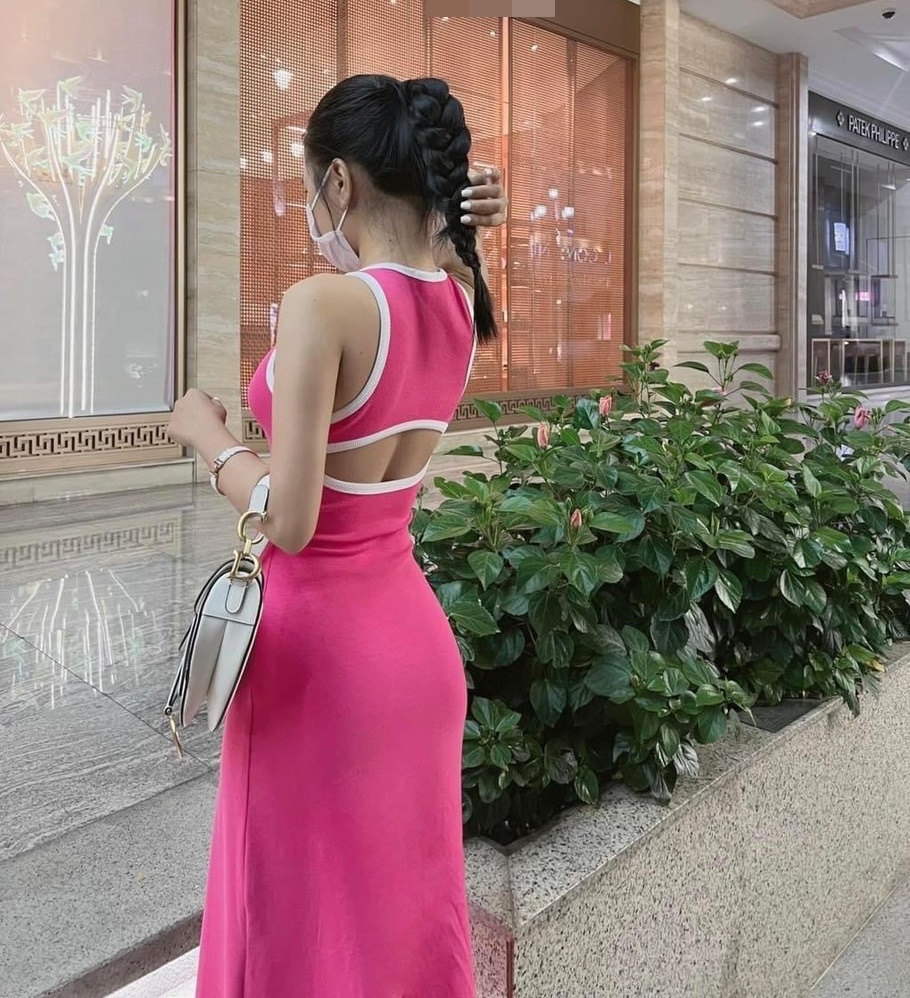 ĐẦM THUN SUÔNG ÔM BODY SÁT NÁCH 3 LỖ DÀI MIDI HỒNG BARBIE TRƠN HAI DÂY MAXI ĐI BIỂN DẠO PHỐ DỰ TIỆC