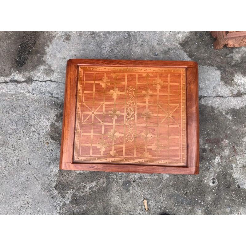 Bàn cờ gỗ hương (kt 50 x 60 cm)