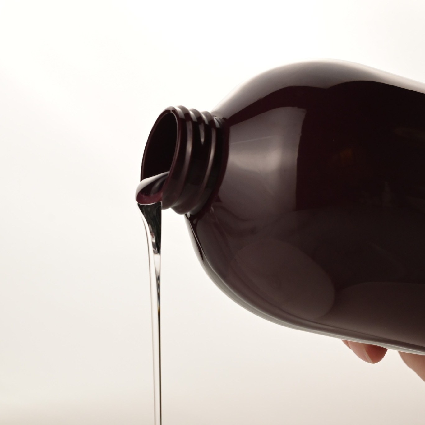 Sữa Tắm Dưỡng Ẩm Kháng Khuẩn Yukazan Hương Nước Hoa 230ml