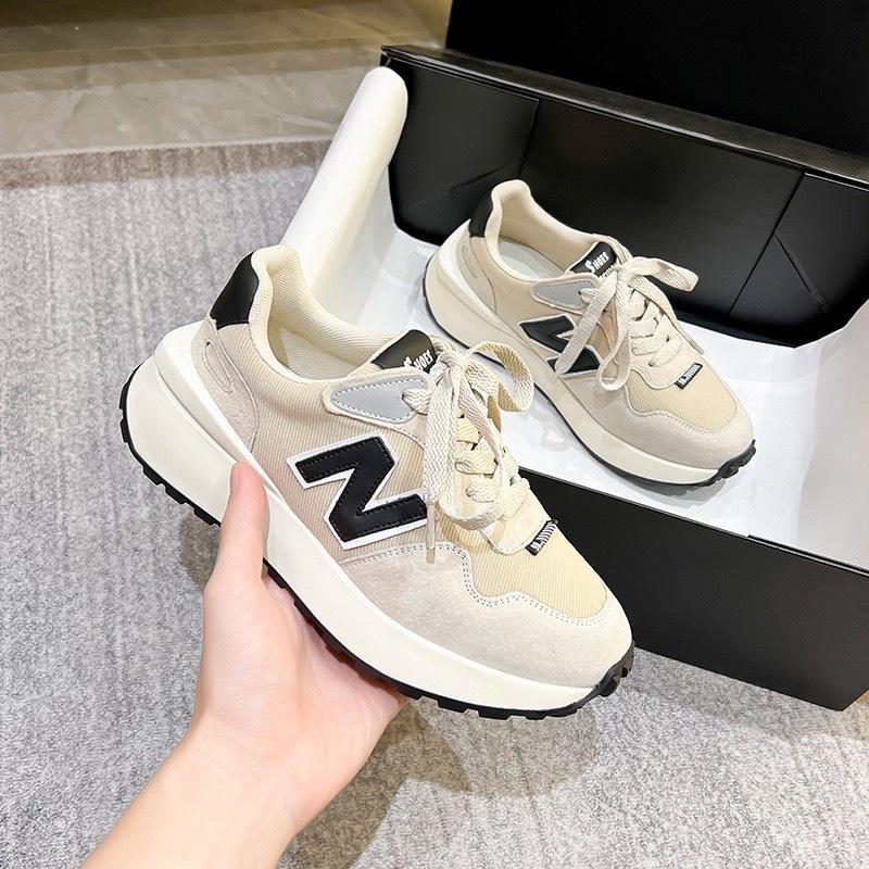 Giày MWC 0677 - Giày Thể Thao Nữ Đế Cao Sneaker Da Lộn Năng Động Cá Tính