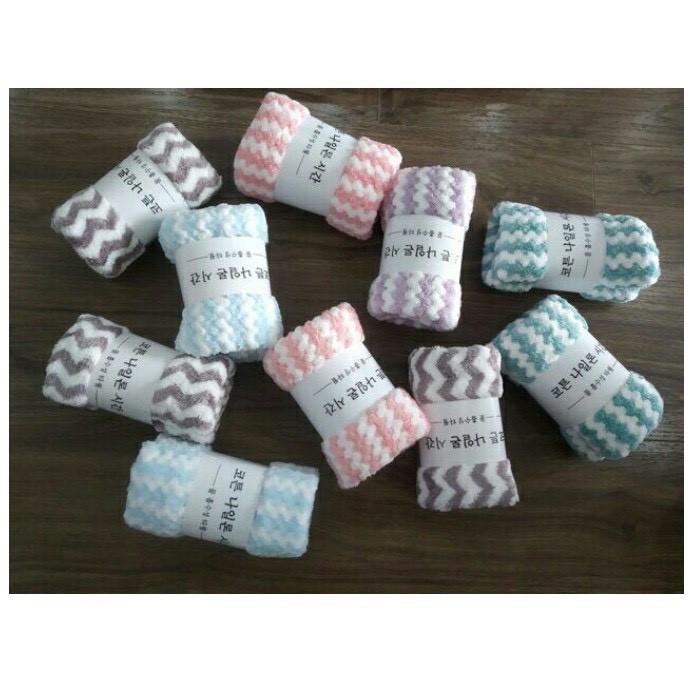 Combo 10 cái Khăn mặt lông cừu xuất Hàn quốc cao cấp.30cm*50cm