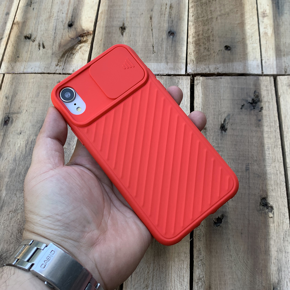 Ốp lưng kéo nắp camera cao cấp dành cho iPhone XR - Màu Đỏ