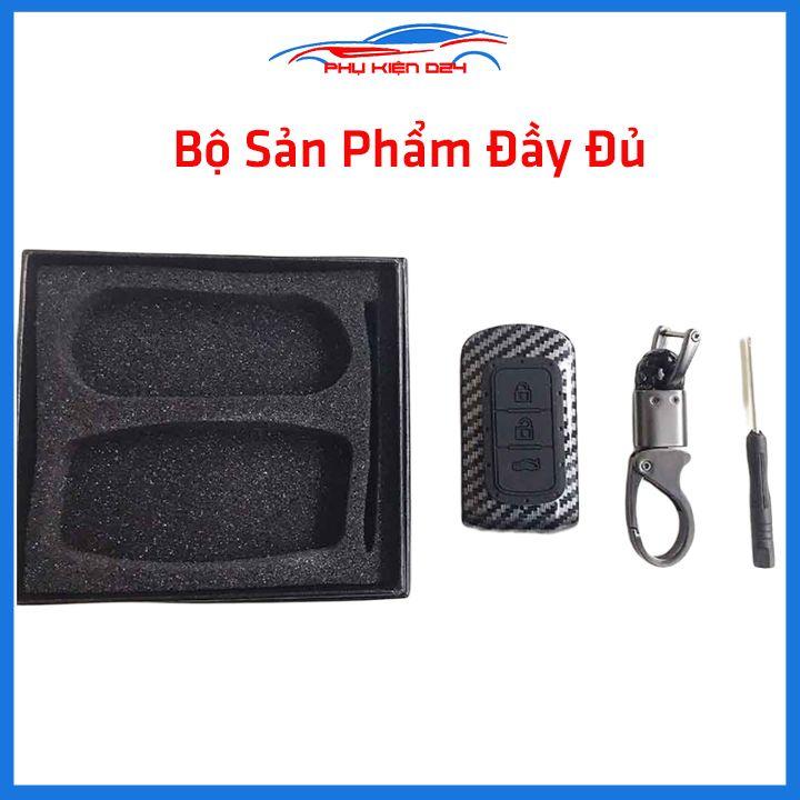 Ốp vỏ bọc chìa khóa xe Attrage sợi nhựa cacbon kèm móc treo Inox