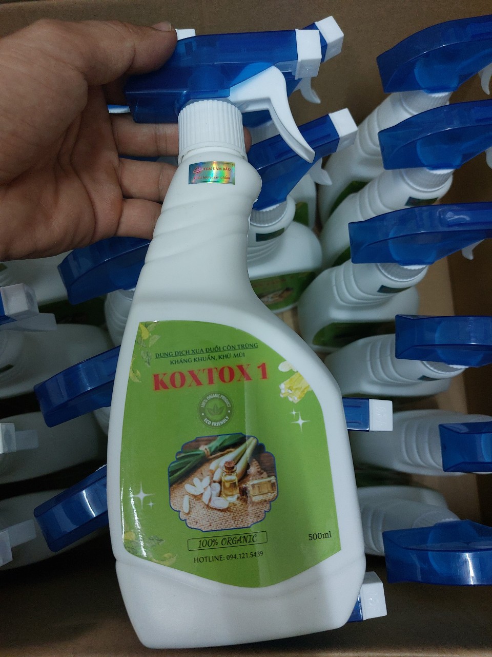 Chai xịt tinh dầu xua đuổi côn trùng KOXTOX - chai 500ml