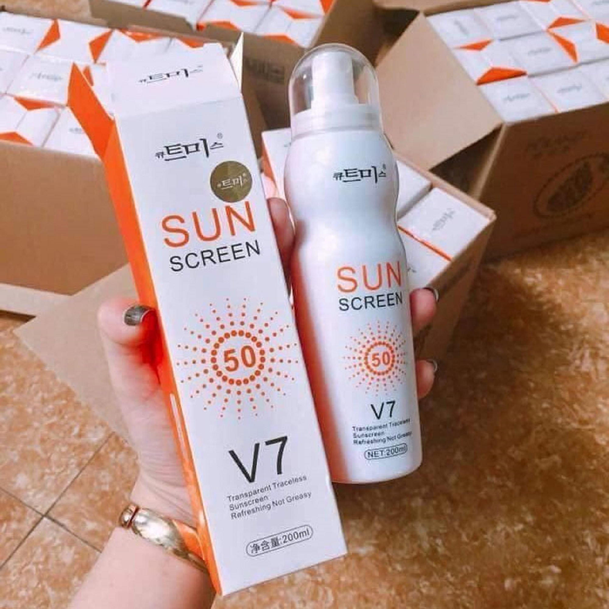 Kem Chống Nắng Dạng Xịt Toàn Thân V7 Sun Screen Hàn Quốc 200ml